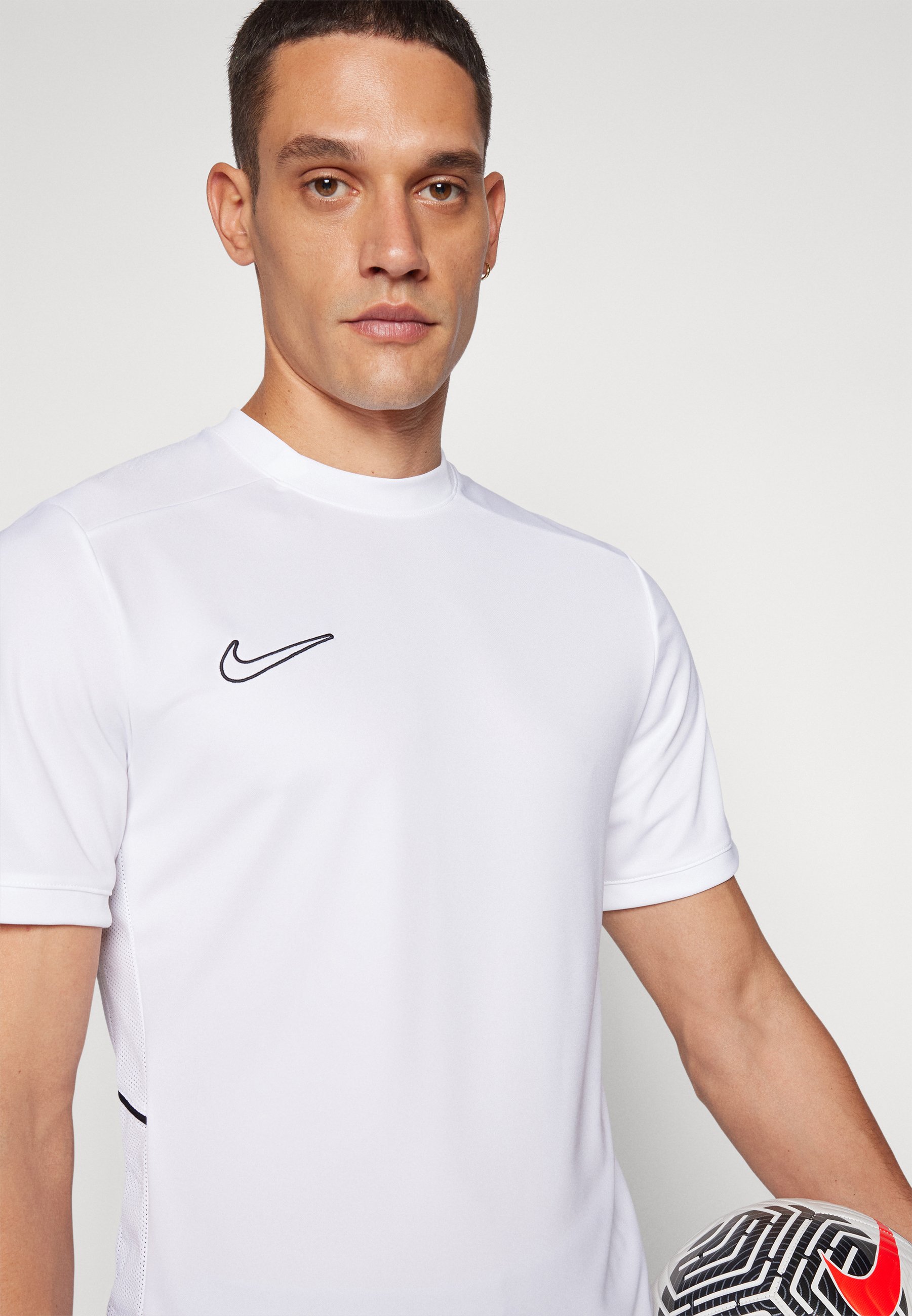white nike fitted shirt