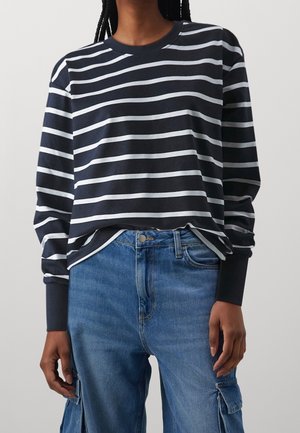 Sweater - dark blue