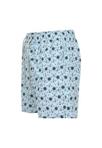 Pantaloni corti blu realizzati in tessuto leggero con cintura elastica e cordino, caratterizzati da un motivo giocoso di orologi e avocado.