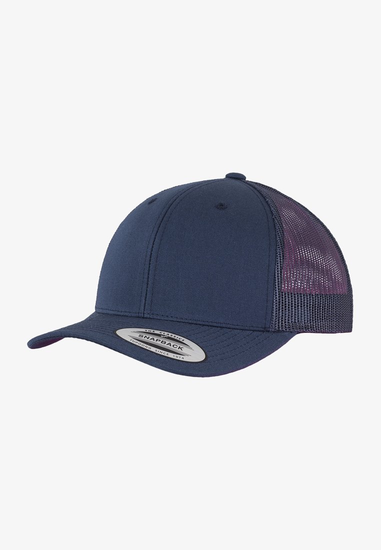 Cappellino snapback blu navy con visiera curva, parte frontale in tessuto solido e pannelli posteriori in rete. Presenta un logo circolare ricamato sulla visiera.