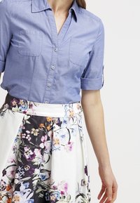 OPUS Blus - light blue