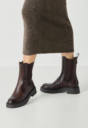 Tamaris, CHELSEA BOOT - Classic ankle boots - mahogany comb