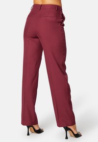 Bubbleroom HIGH WAIST REGULAR SUIT TROUSERS - Broek - red