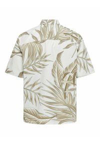 Cămașă cu mânecă scurtă din bumbac ușor, cu o bază crem și un model supradimensionat cu frunze tropicale bej, având un guler clasic și o croială relaxată.