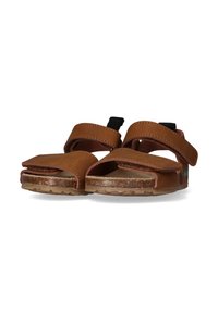 Bruine leren sandalen met een open ontwerp, voorzien van twee verstelbare riemen, een gestructureerde zool en een contrasterend zwart accent.