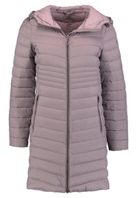 Lys lilla pufferjakke med lynlåsfortil, sidelommer og aftagelig hætte. Har en quiltet struktur og en glat finish.