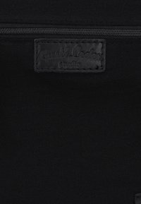Gusti Leder GÜRTEL FREYA - Gürteltasche - schwarz
