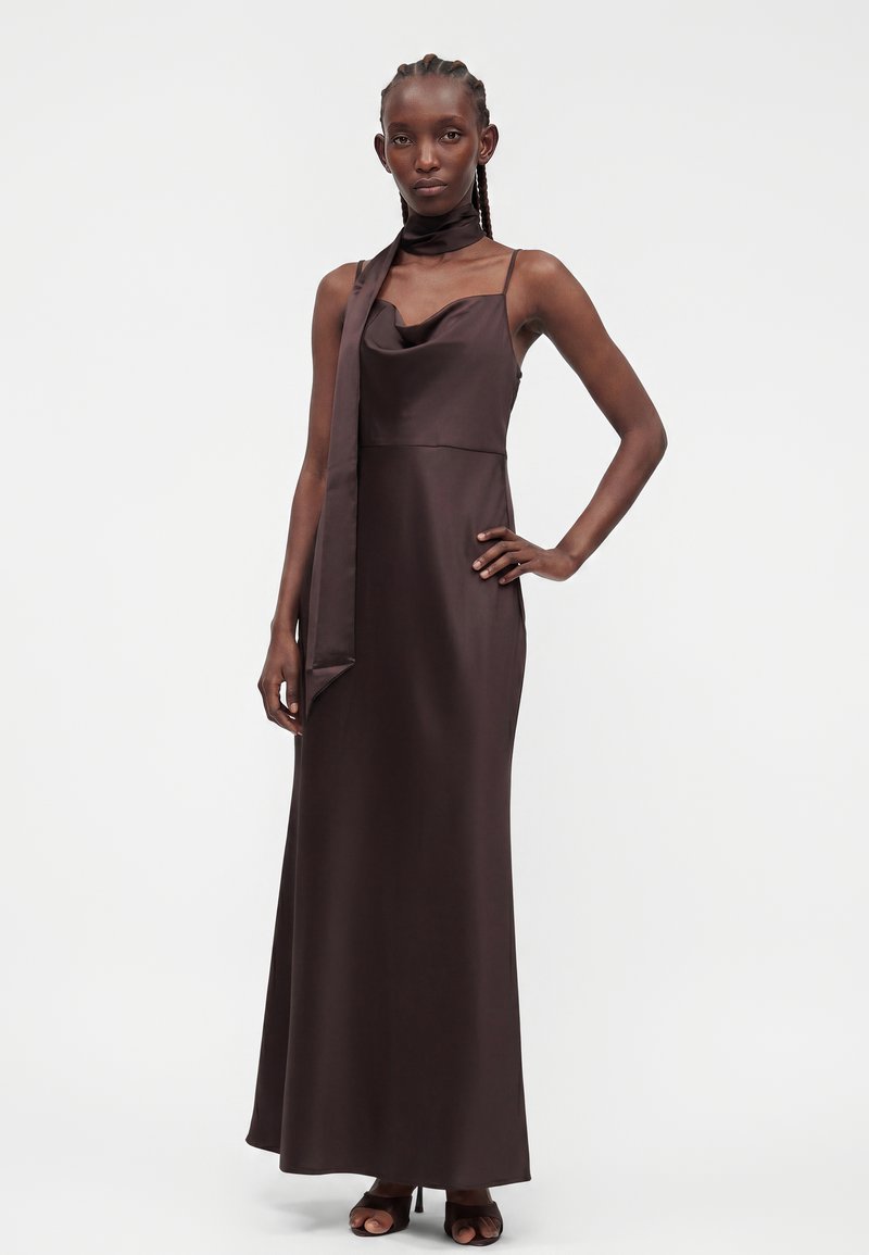 vero moda evening dresses VERO MODA Evening Dress in Black