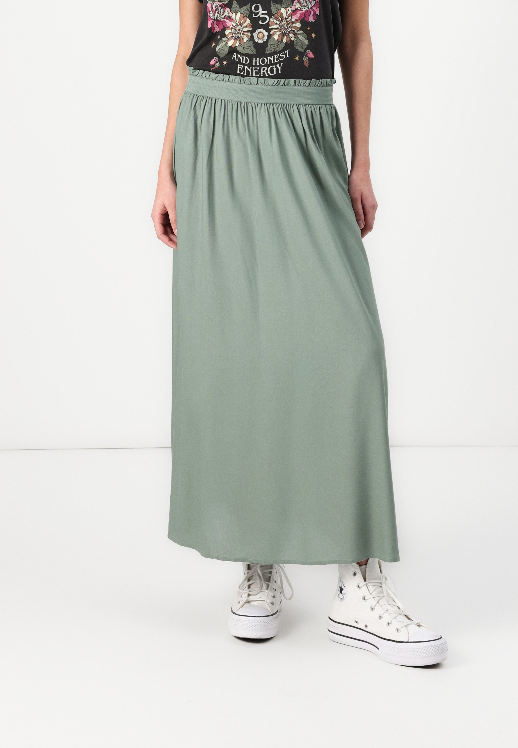 ONLY Petite ONLVENEDIG LIFE LONG SKIRT - Maxirok - chinois green/groen ONLY Petite ONLVENEDIG LIFE LONG SKIRT - Maxirok - chinois green/groen