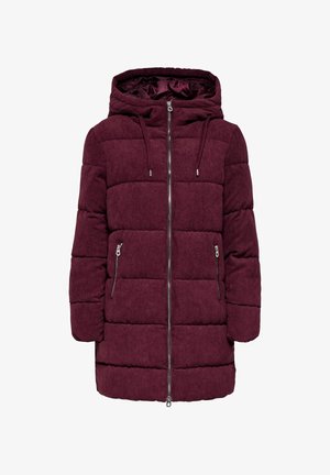 Manteau d'hiver long bordeaux matelassé avec capuche, fermeture éclair à l'avant, poches latérales zippées et cordons de serrage sur la capuche.