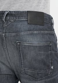 Scotch & Soda Vaqueros pitillo - grey denim