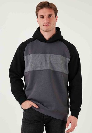 REGULAR FIT - Hoodie - black