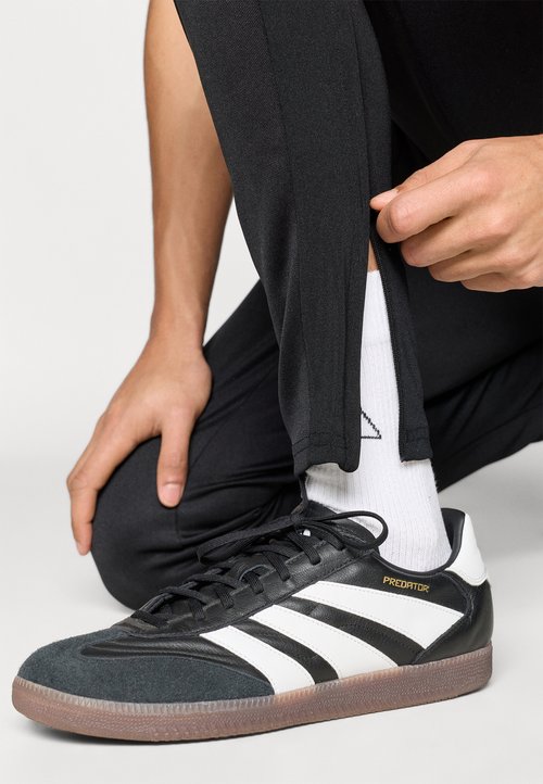 adidas Pantalón de entrenamiento Tiro26 League Regular — foto 4