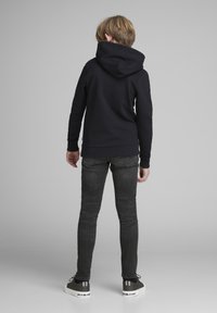 Jack & Jones Junior JJILIAM JJORIGINAL - Vaqueros pitillo - black denim