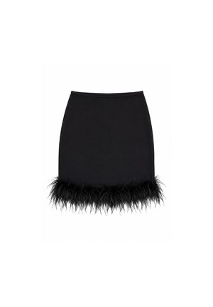 Never Fully Dressed, Минипола - black