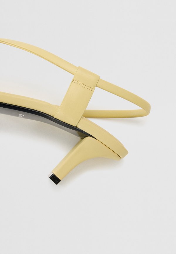 Classic heels - parsnip3