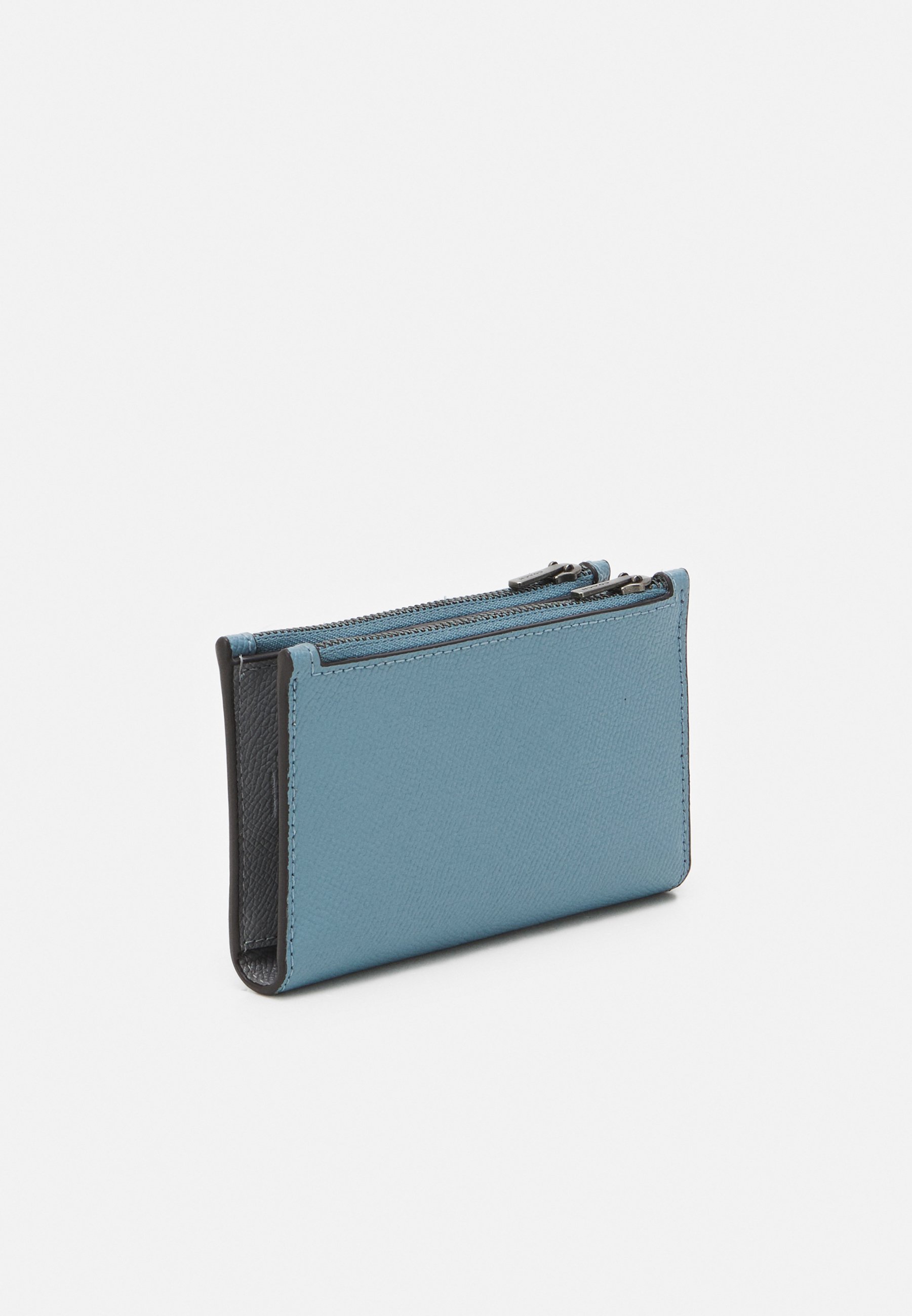zip chain card case