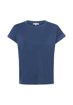 Niebieski T-shirt z krótkim rękawem i okrągłym dekoltem, z podwiniętymi mankietami, wykonany z gładkiej tkaniny, pokazany na białym tle.