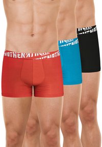 Trois paires de boxers pour hommes en rouge, bleu et noir, avec une large bande blanche à la taille sur laquelle est imprimé "ATHENA" en lettres gras.