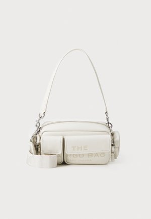 THE CARGO BAG - Håndtasker - white