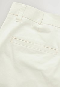 Next STRETCH - Pantalones - ecru white