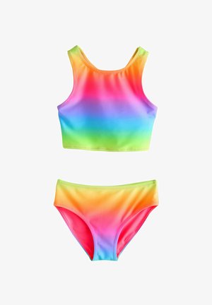 Zweiteiliges Badeanzug-Set mit einem Tanktop und einem Bikini-Höschen. Hergestellt aus glattem Gewebe mit einem lebhaften Regenbogenverlauf von Orange zu Pink und Blau.