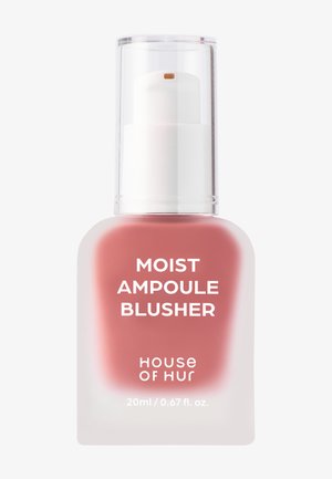Flacon de blush liquide rose avec pompe blanche et bouchon transparent étiqueté Moist Ampoule Blusher par House of Hur, taille 20 ml.