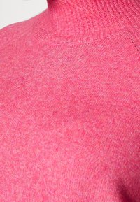 Vero Moda Curve Strickpullover - pink