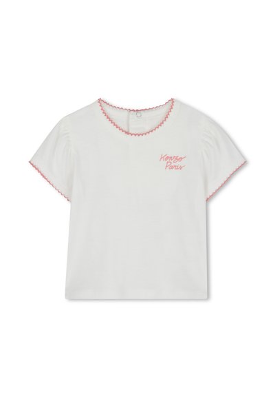T-shirt blanc en coton avec des manches courtes bouffantes, des bords festonnés rose contrastants et un logo "Kenzo Paris" imprimé en rose sur la poitrine.