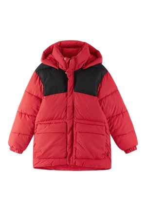 Giacca imbottita rossa con pannello spalle nero, dotata di cappuccio, chiusura frontale con zip e due tasche frontali. Tessuto liscio, design trapuntato.