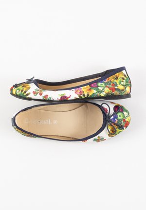 Desigual Bailarinas - white