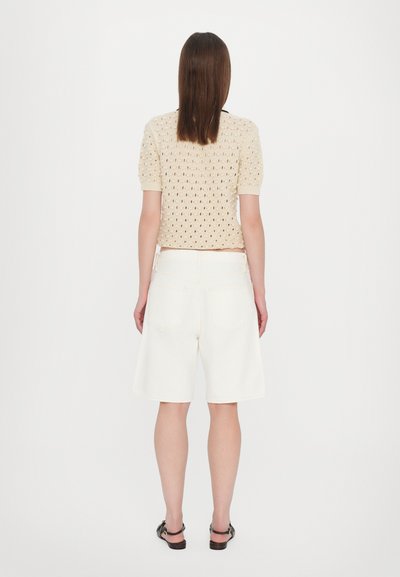 FRAME THE LEISURE - Jeansshorts - white