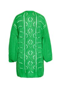 Zelený pletený oversized cardigan s texturovaným vzorem na zadní straně, který zahrnuje otevřené diamanty a pruhy. Volné rukávy a žebrovaný lem.