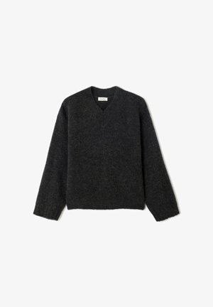 Maglione grigio scuro a V realizzato in morbido materiale a maglia. Presenta maniche lunghe e polsini a coste. Design semplice e classico senza motivi o decorazioni.