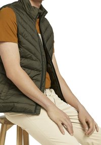TOM TAILOR DENIM Vesta - olive