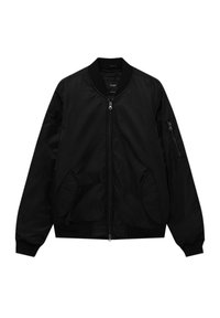 Veste bomber noire avec fermeture éclair, col et poignets côtelés, deux poches latérales et une poche zippée sur la manche. Tissu lisse et léger.