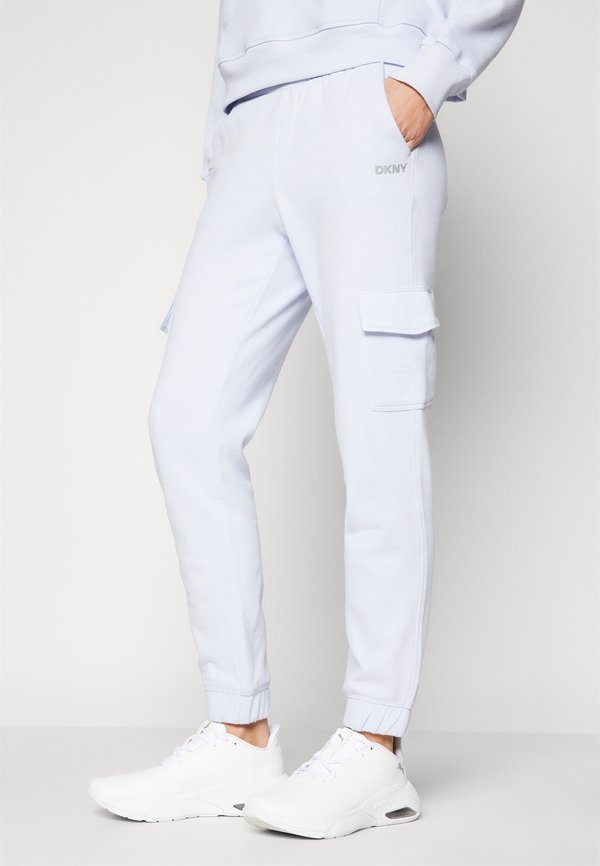 MINI STUD LOGO SLIM FIT CARGO JOGGER WITH POCKETS - Tracksuit bottoms - rain4