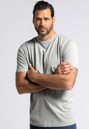 Grijze crewneck t-shirt van een katoenmengsel, met korte mouwen, voorzien van een subtiele logodetail op de borst en een relaxte pasvorm.