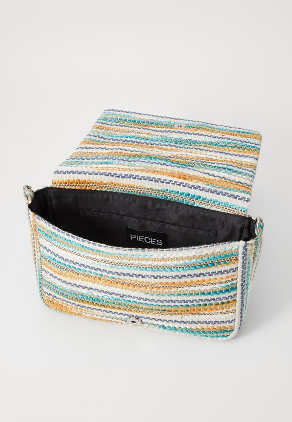 PCLUISE CROSS BODY - Cross body bag3