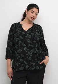 Kaffe Curve KCSIGRIDA - Blůza - black green flower print