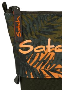 Satch SLIDER - Federmäppchen - jurassic jungle