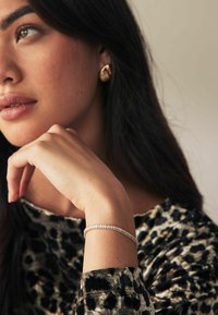 Next Brăţară - gold tone