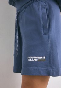 Thumbnail Image 3