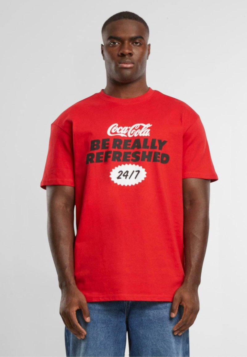 Merchcode COCA COLA REFRESHED - T-shirts print - cityred