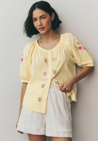 Next REGULAR FIT -EMBROIDERED PUFF SHORT SLEEVE - Camicetta - buttermilk yellow
