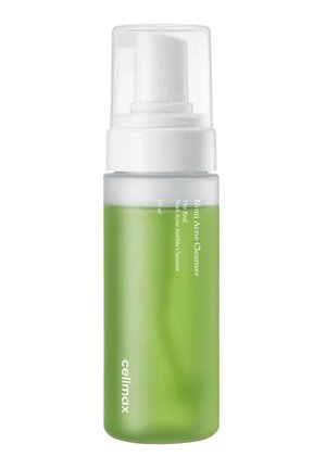 Bottiglia di detergente liquido verde con tappo a pompa bianco, etichettata "celimax Noni Acne Cleanser" e "155 ml", su sfondo bianco.