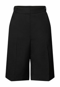 Shorts noirs taille haute, ajustés avec passants pour ceinture, une couture frontale et des jambes larges se terminant au-dessus du genou.