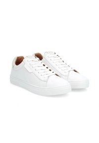 White lace-up sneakers made of leather with a smooth texture. Features a rounded toe and a rubber sole for durability.