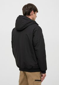 Terranova RESISTENTE ALL'ACQUA - Giacca invernale - nero