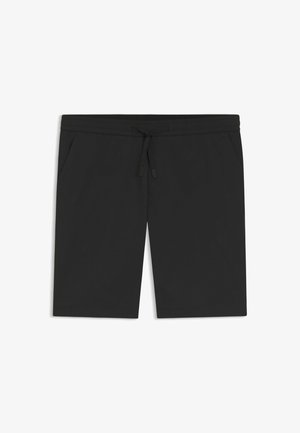 Short noir longueur genou avec taille élastique et cordon à l'avant, avec deux poches latérales.